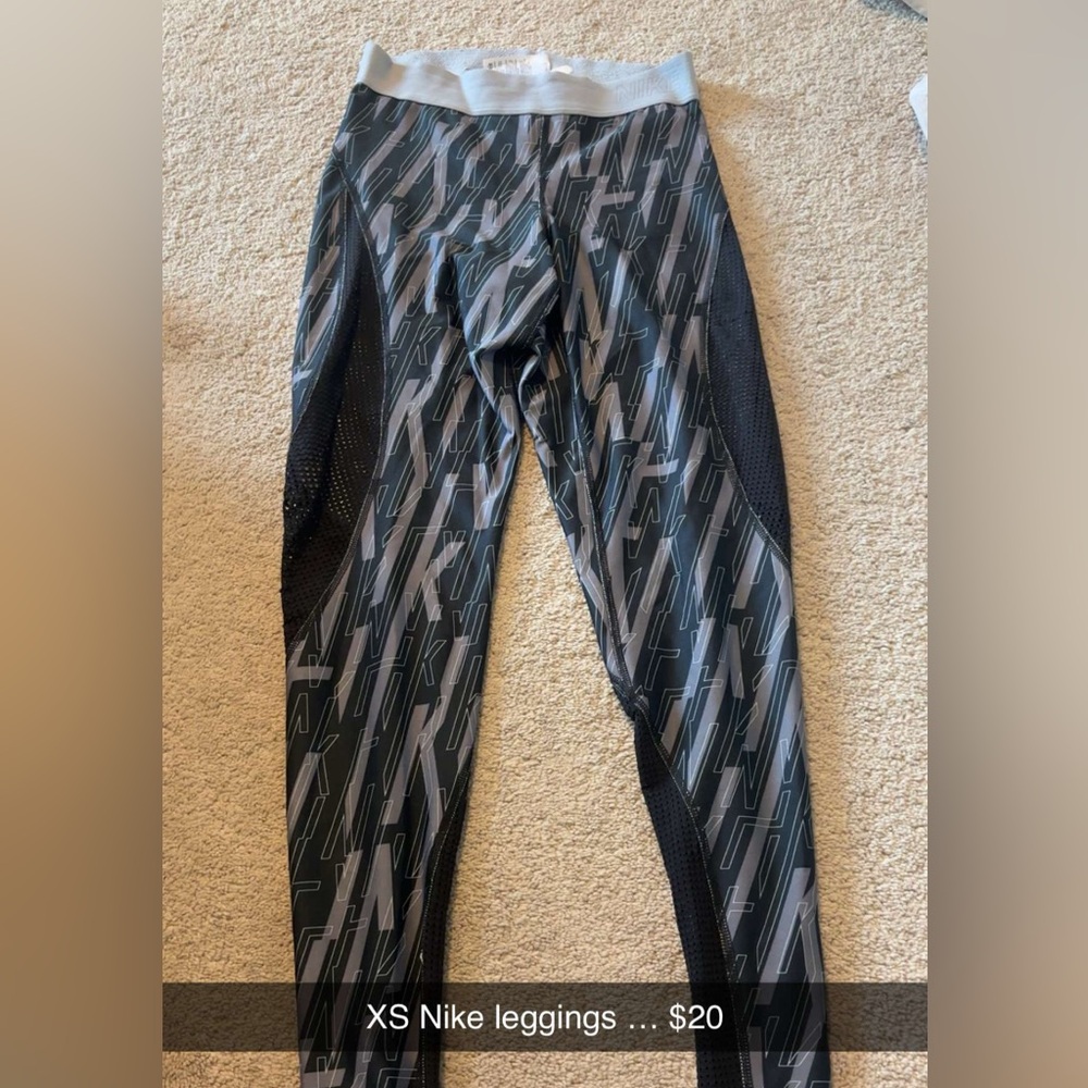 Nike Patterned Active Leggings